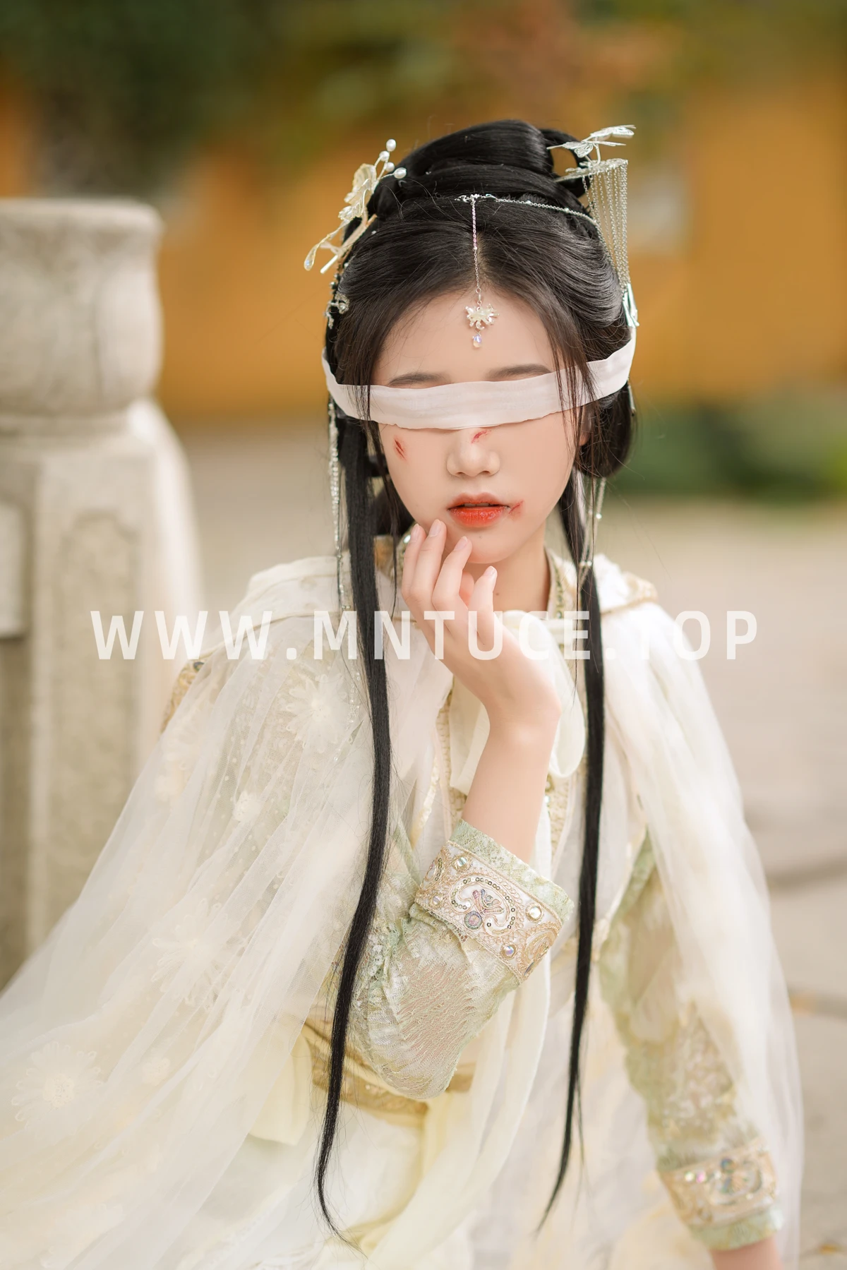 [YITUYU] 2022.12.22 Vol.2731 – The Fall of God Yue Yuting#[27P]-25