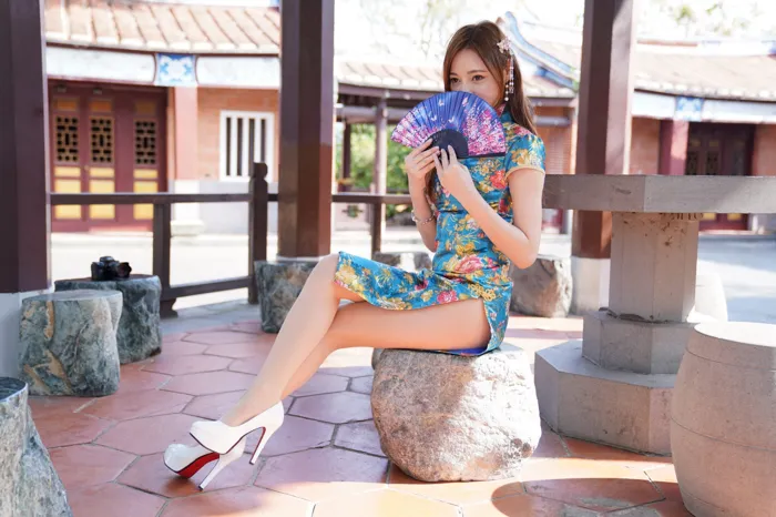 [Mzsock] NO.065 Su Xiaoli ultra short slit cheongsam high heels beautiful legs outdoor shot street photography#[102P]-31