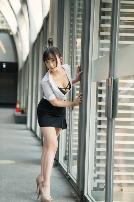 [Mzsock] NO.078 Chen Jialin OL short skirt high heels beautiful legs outdoor shot street photography#[100P]-14