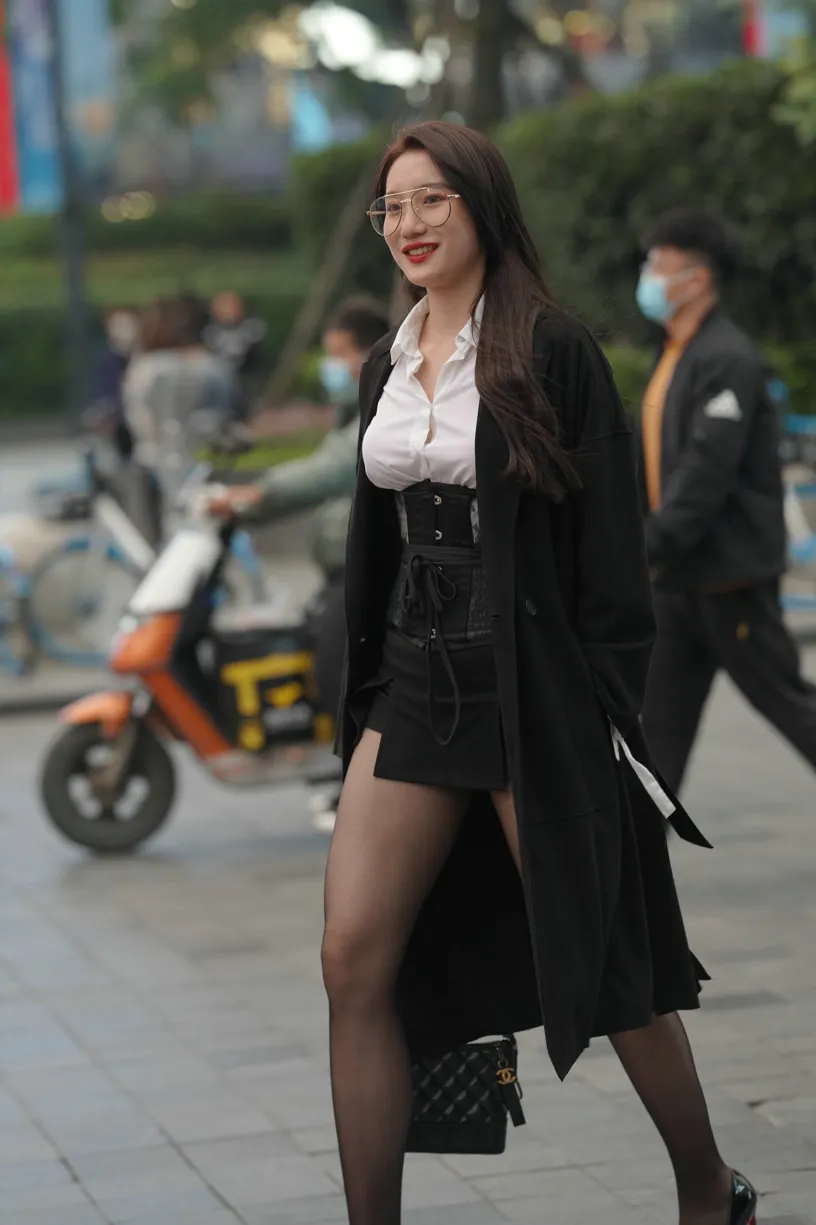 [Mzsock] NO.160 Long legs in black stockings street photography#[105P]-66